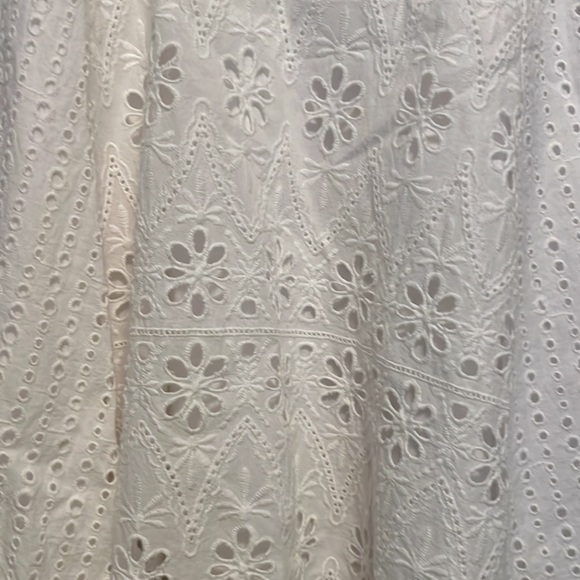 Zara white skirt size S. Excellent condition. New no tag - Picture 2 of 4